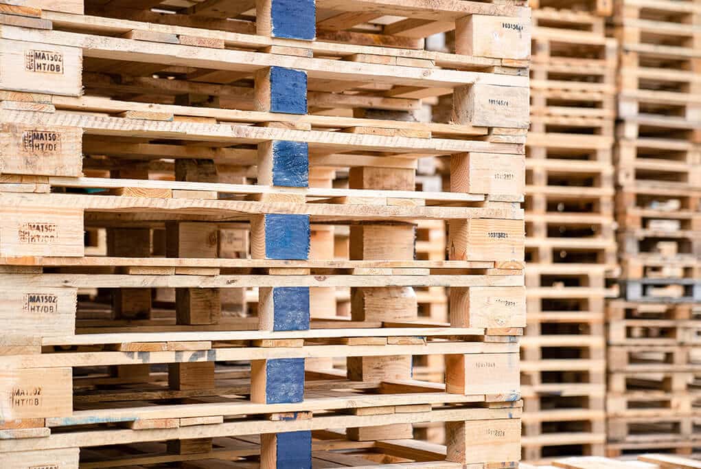 Chris Reynolds Pallets | Manufacturer & Supplier of Wooden Pallets UK